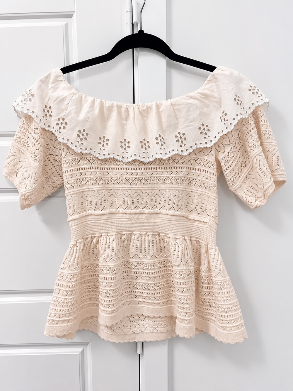 River Island Cream Off-Shoulder Eyelet Peplum Top Size 8